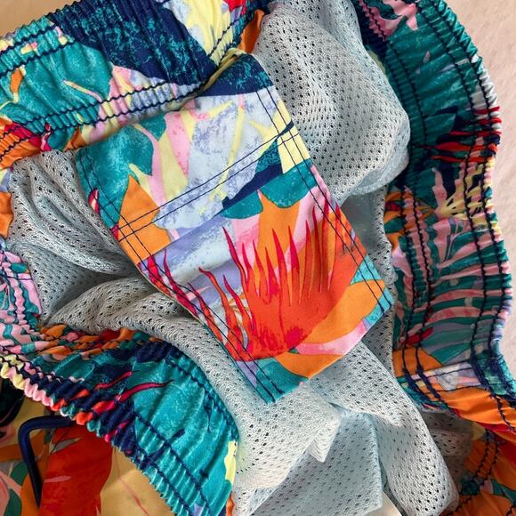 Old Navy Swimming Pants, size S, Multi Colored - Picture 8 of 10